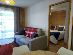 Appartement cosy 4* pied de pistes avec balcon et parking à Valmorel - FR-1-356-502